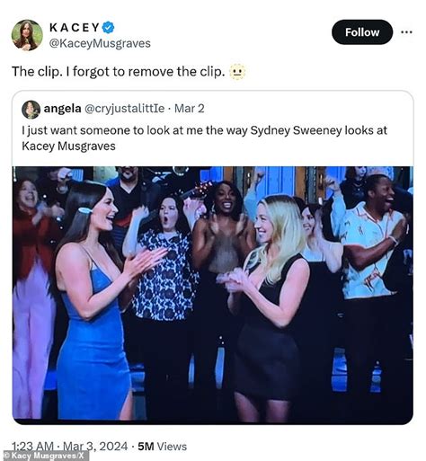 Kacey Musgraves had wardrobe malfunction on SNL with Sydney。